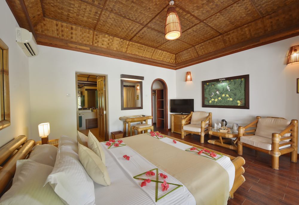 Superior Beach Bungalow photo 3